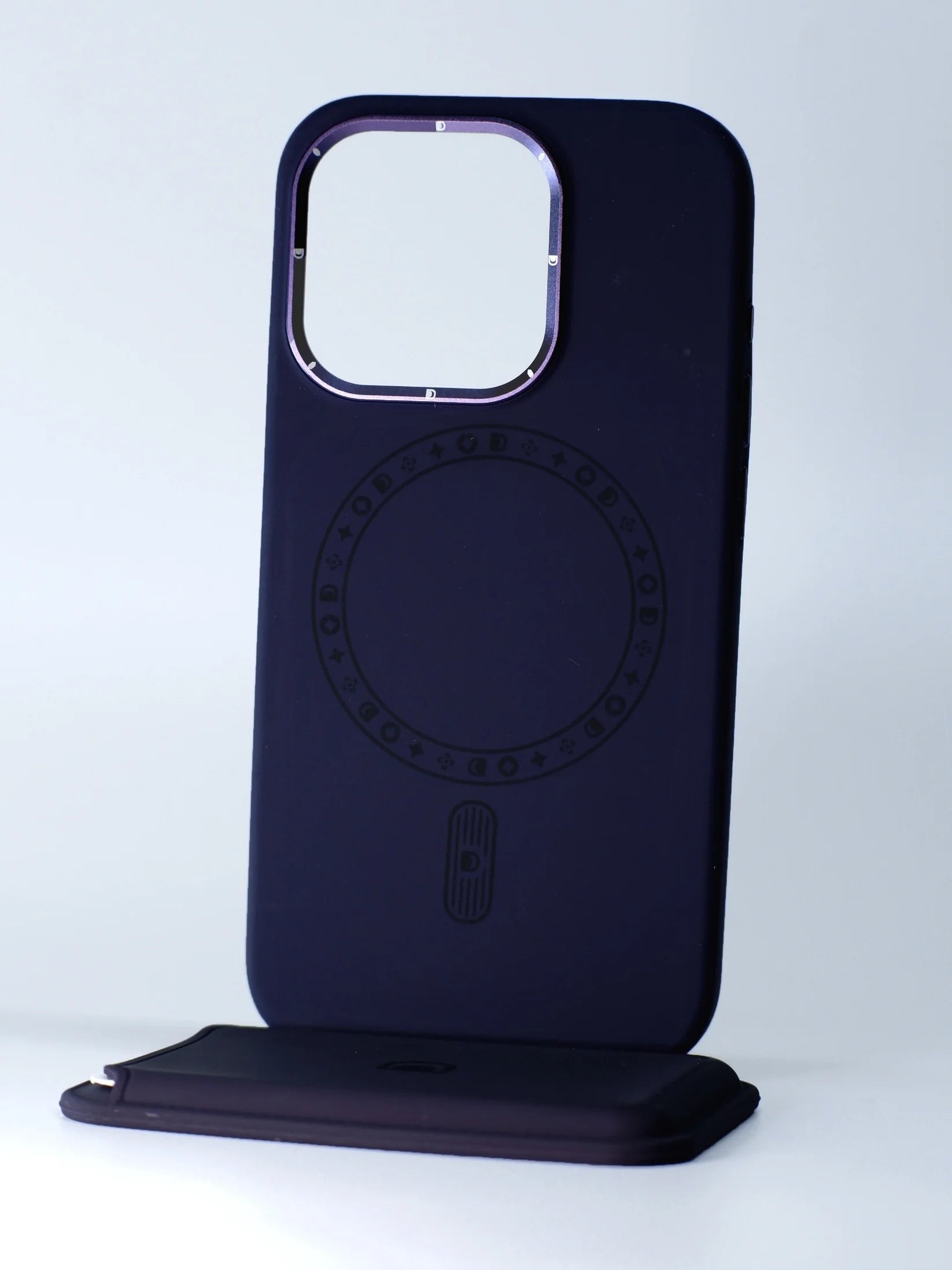 ARMMAX Premium Leatherette cover for iPhone 14 (Purple)