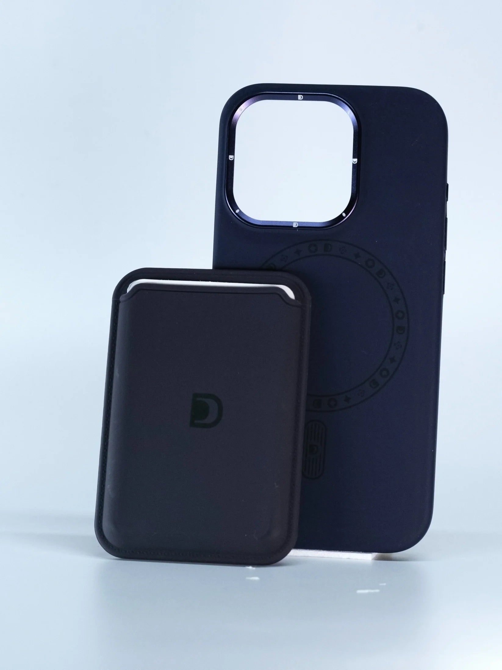 ARMMAX Premium Leatherette cover for iPhone 15 Pro Max (Purple)